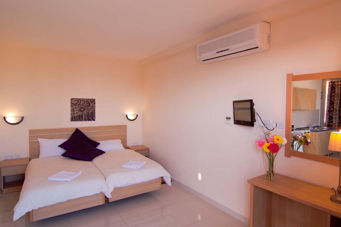Saint Julian's Dean Hamlet Hotel מראה חיצוני תמונה