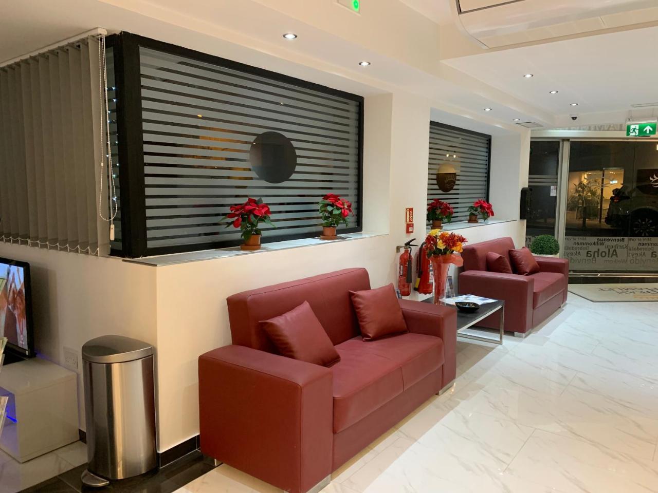 Saint Julian's Dean Hamlet Hotel מראה חיצוני תמונה